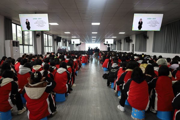 常德新德才职业学校,常德新德才,常德招生就业,电子商务专业学校,专业学校报考哪里好